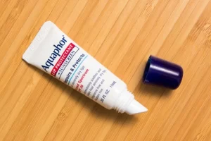 أنواع منظفات البشرة ونصائح مهمة لاستخدامها