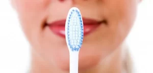 كيف تتخلص من رائحة الفم الكريهة