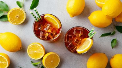 3 طرق لتحضير كوب من الشاي البارد واللذيذ