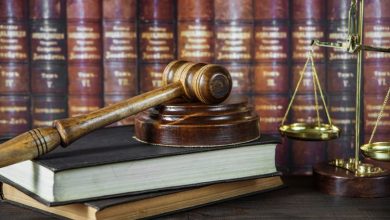 مراجعة 11 قانون غريب من جميع أنحاء العالم