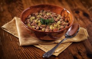 كل ما تحتاج لمعرفته حول المعكرونة ، العجين الأكثر شهرة في العالم