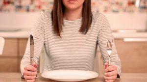 مصل اللبن؛ الخصائص والآثار الجانبية وكيفية التحضير في المنزل