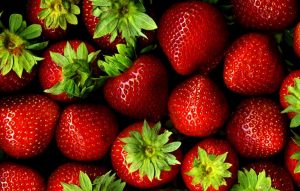 ماذا تأكل لمنع تساقط الشعر؟