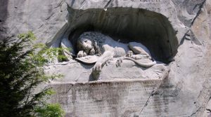 مشاهد من سويسرا. 20 معلم سياحي من جنة أوروبا