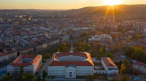 نقدم لكم اطول شارع في العالم و 9 شوارع بعده